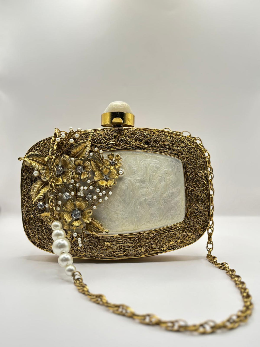 Heirloom Bloom Clutch